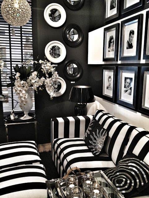 20. avoid dark powerful hues in small spaces