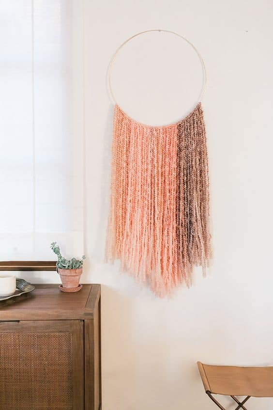 splendid-diy-yarn-wall-hangings-to-realize-at-home-homesthetics-12