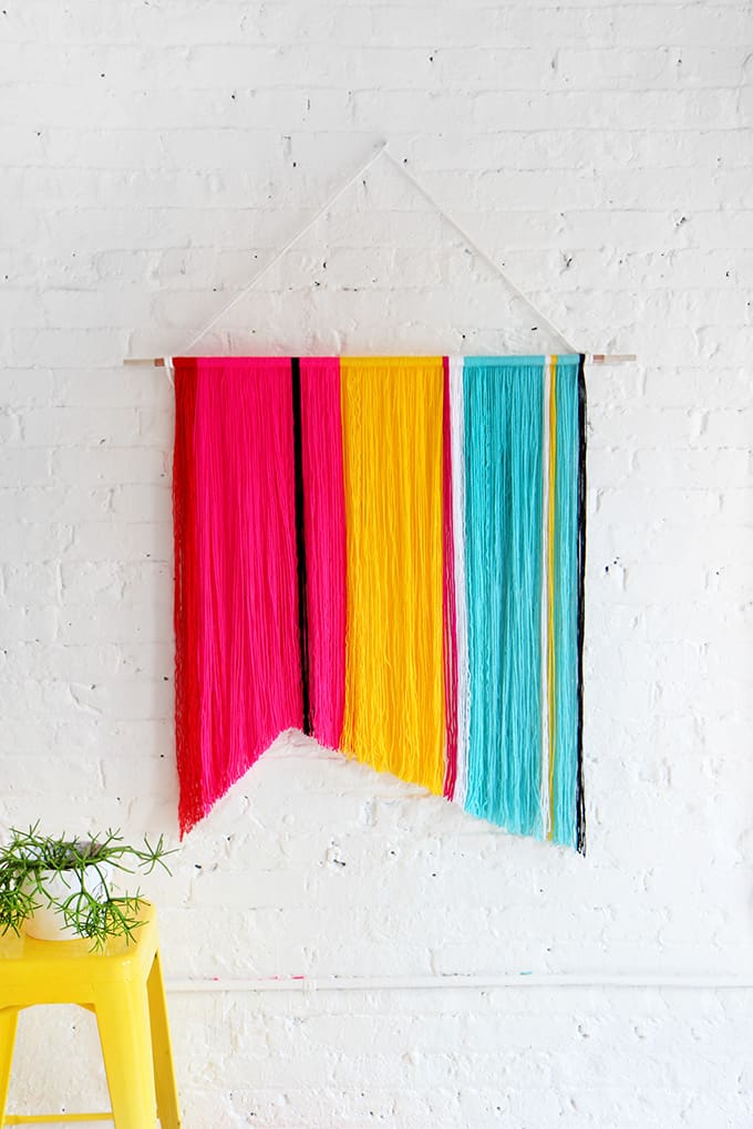 splendid-diy-yarn-wall-hangings-to-realize-at-home-homesthetics-2