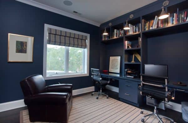 Focussed-lighting-is-a-great-addition-to-the-home-office