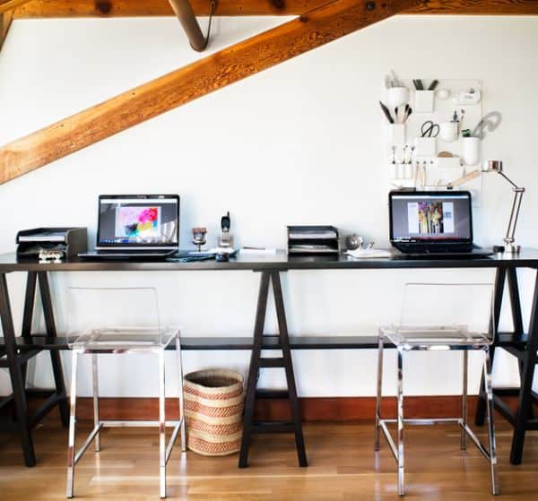 Smart-home-office-design-with-transparent-Vapor-Bar-Stools
