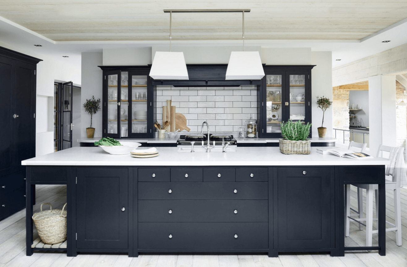 Step Out Of The Box With 31 Bold Black Kitchen Designs-homesthetics.net (20)