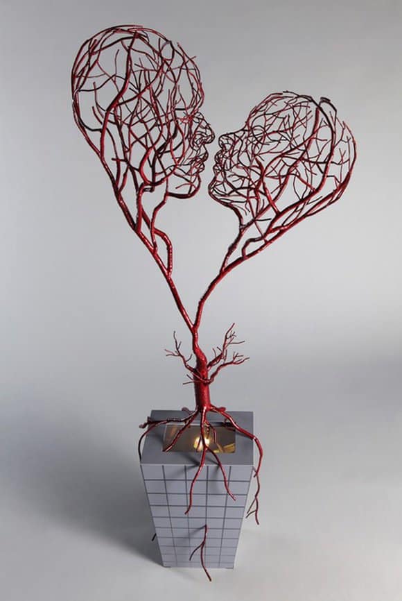 30. ENJOY Wire ART IN A SCULPTURAL FORM