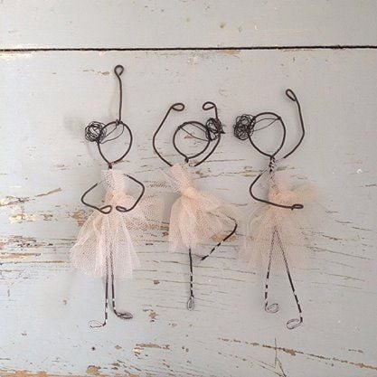 7. CREATE ADORABLE MINI SILHOUETTES 