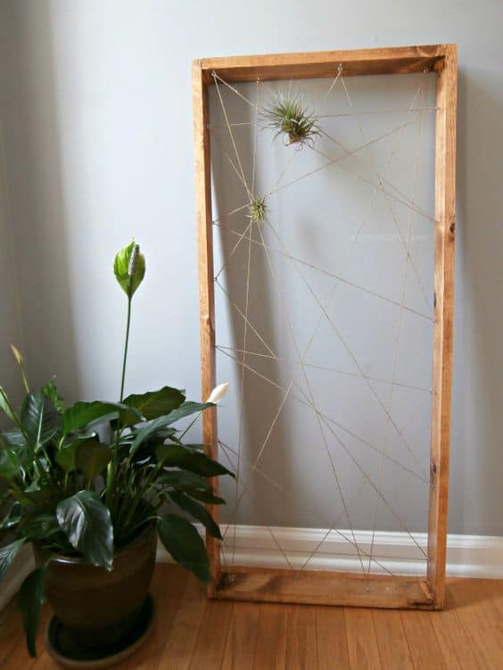 WOOD AND STRING INSTALLATION 