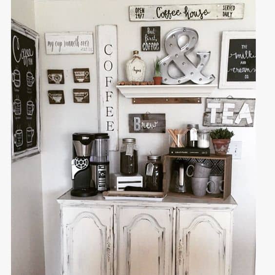 33. BALANCED SCANDINAVIAN DIY COFFEE BAR