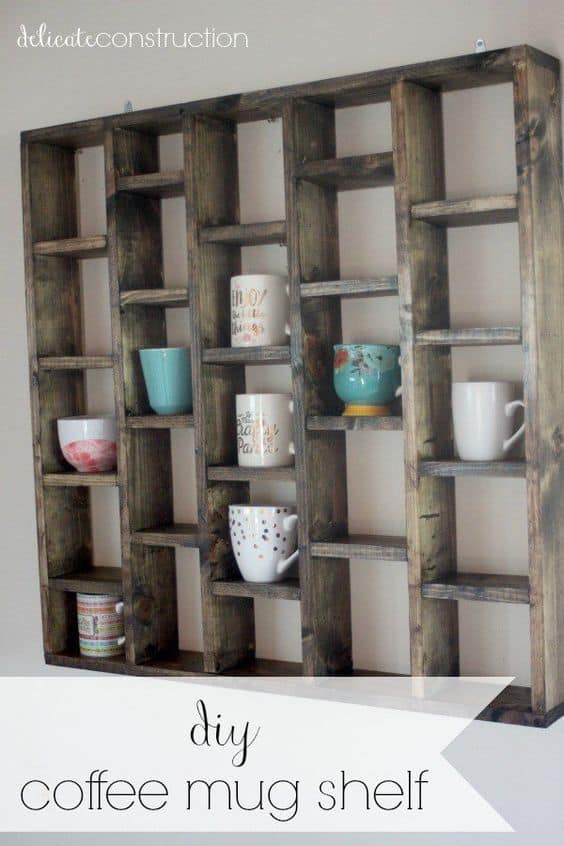 28. PALLET WOOD TAILORED AS MUG DISPLAY