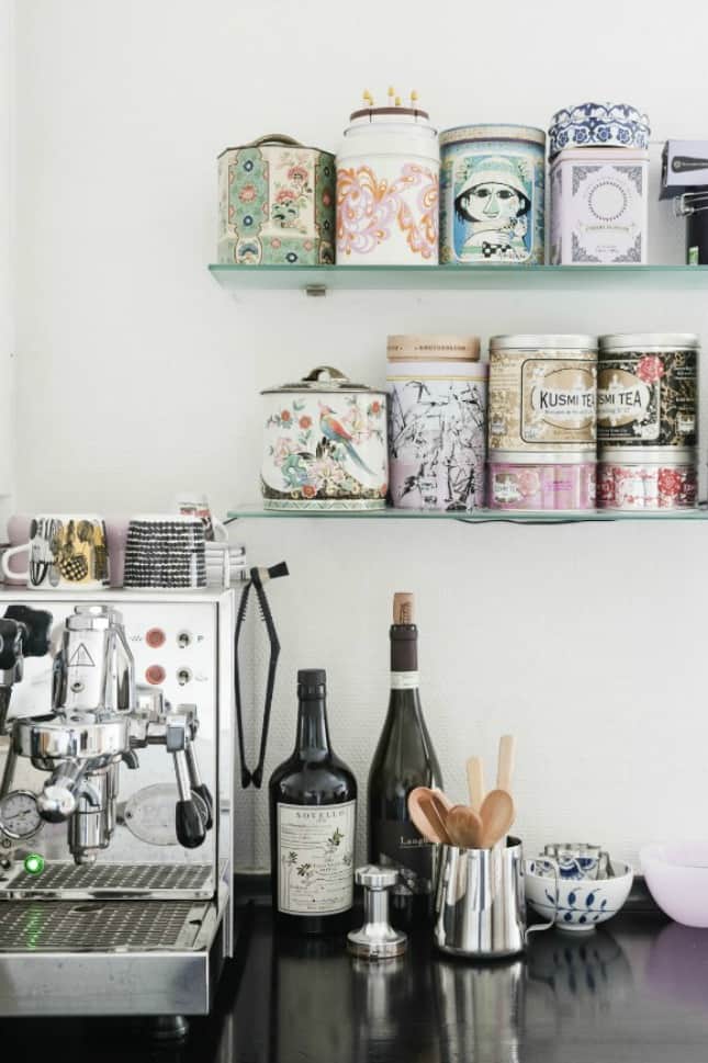 12. SHABBY CHIC CONTAINERS SHAPE COFFEE BAR