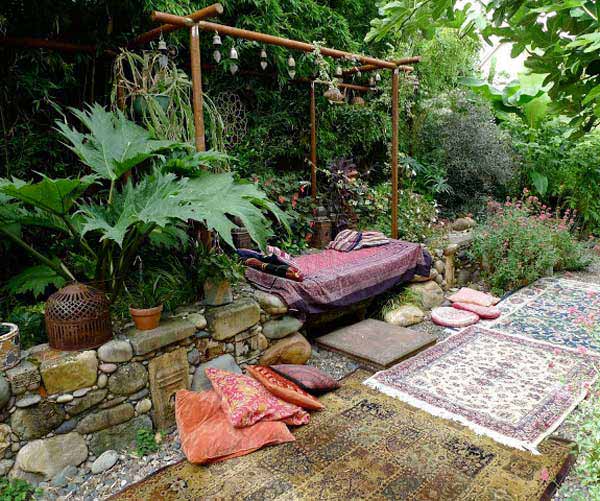 34 Colorful Bohemian Garden Designs to Embrace 2