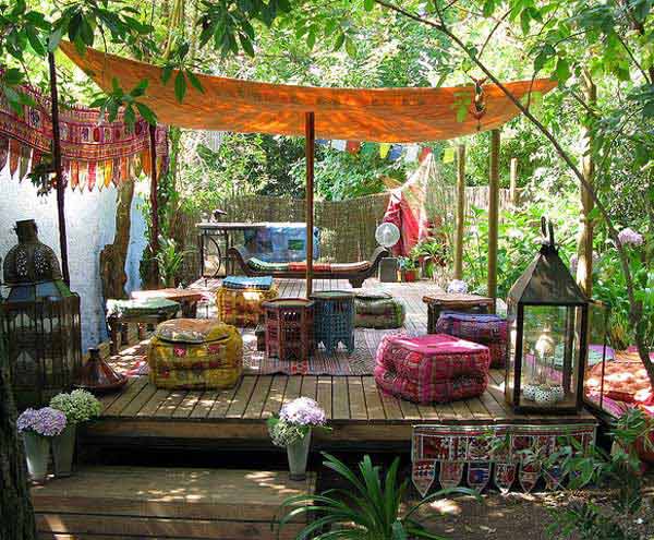 34 Colorful Bohemian Garden Designs to Embrace 6