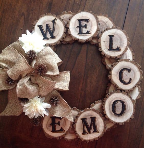 13. CREATE CUSTOM WOOD WREATHS