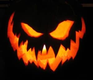 111 Cool And Spooky Pumpkin Carving Ideas To Sculpt - Homesthetics