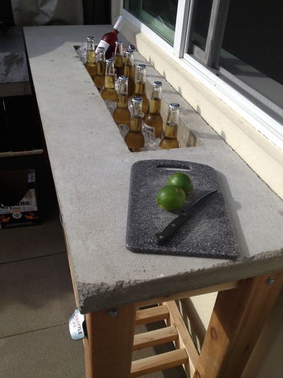 8. ROUGH DESIGN CONCRETE OUTDOORSY BAR TOP