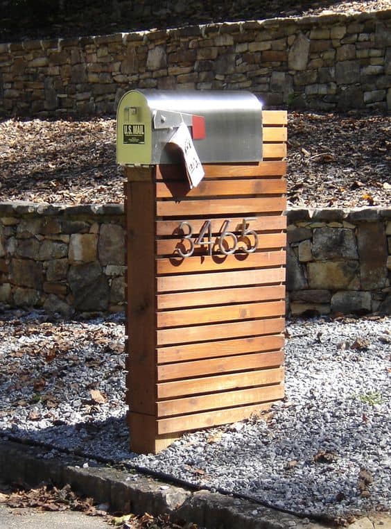 10. CARRY YOUR MAILBOX AND ADDRESS IN STYLE