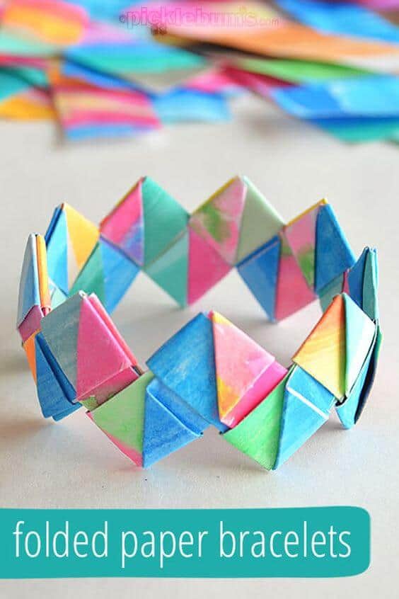 42. COLORFUL DIY FOLDED PAPER BRACELETS AND CROWNS