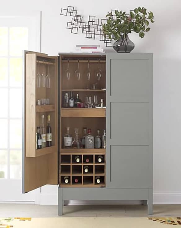 22. GET A SMOOTH WHITE CABINET FOR A DISCREET BAR