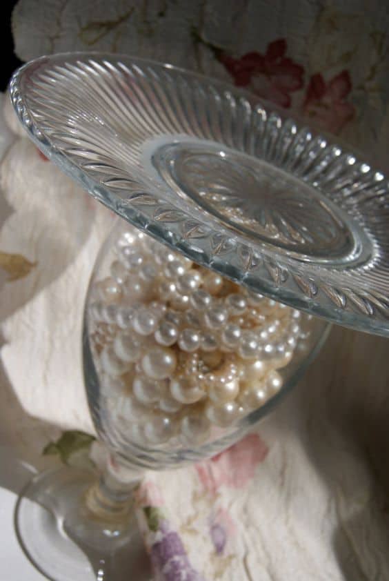 1. ONE WINE GLASS, PEARLS AND PLATE