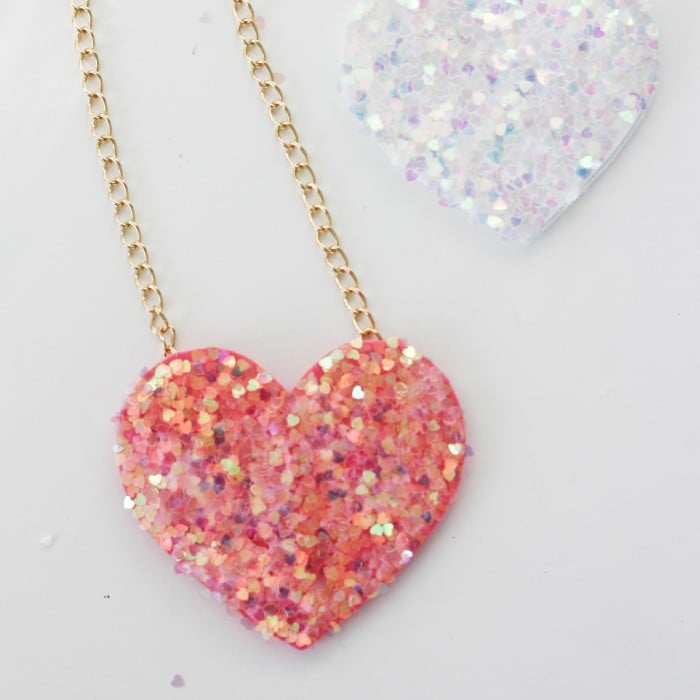 4. CRAFT BEAUTIFUL HEART NECKLACES