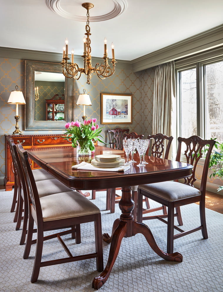 20 Fantastic Traditional Dining Room Interiors That Sparkle With Elegance 13