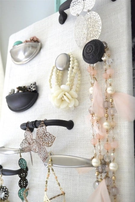 Display Your Jewelry In A Creative Way With These 17 DIY Jewelry Organizer Ideas 5