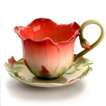 Floral tea pot