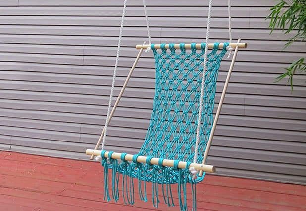 CROCHETED HAMMOCK WITH PARACORD