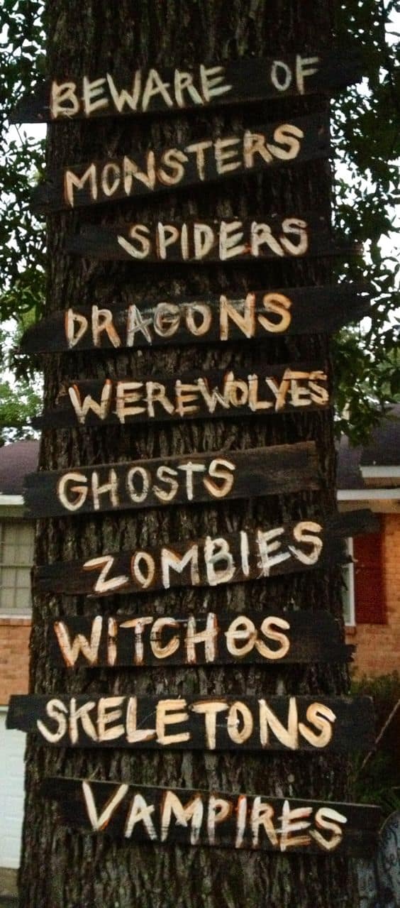 11. SPOOKY TREE SIGNS