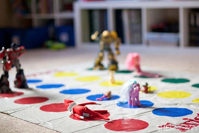 18. Elfie Playing Twister with his Buddies