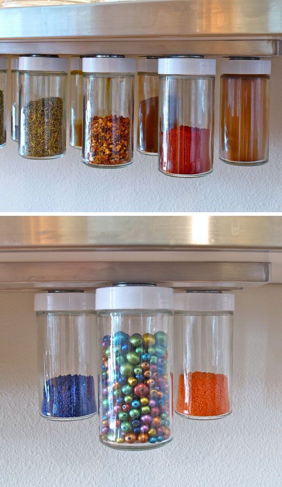DIY Hanging Magnetic Spice Racks DIY Kitchen Storage Ideas for Small Spaces Click for Tutorial DIY Kitchen Organization Ideas