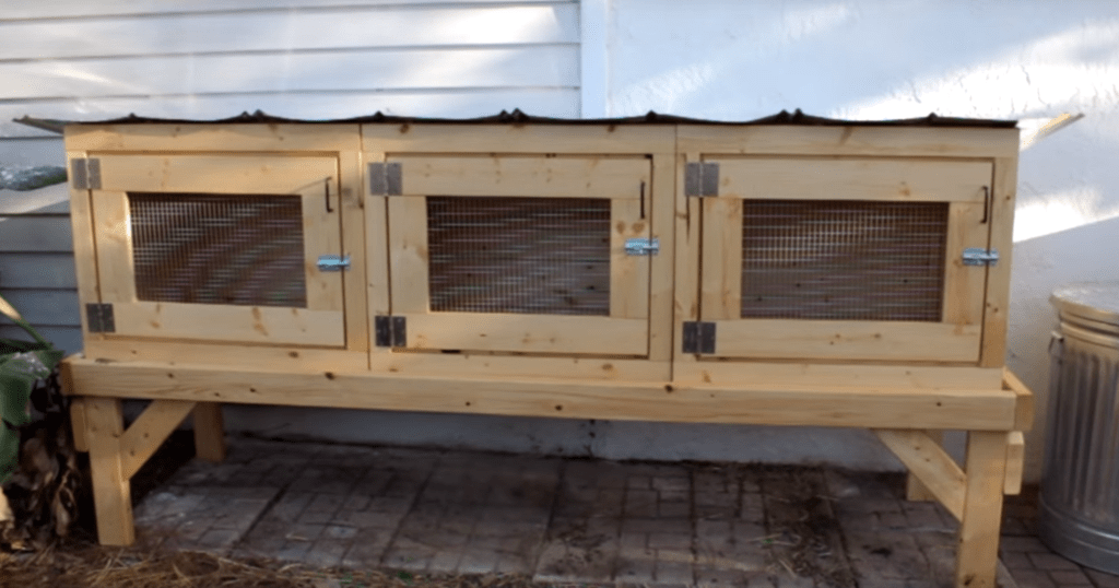  SECTIONAL RABBIT HUTCH PLAN PRESENTED ON INSTRUCTABLES