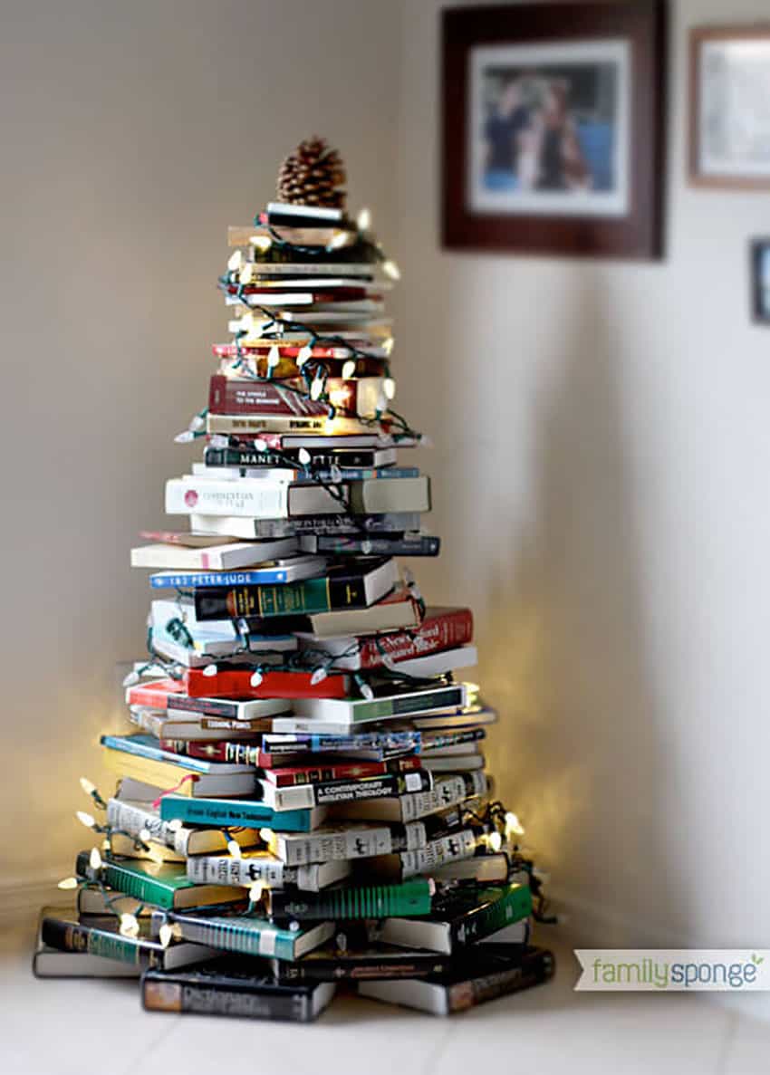 books christmas tree full