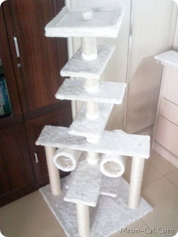  LUXURIOUS MULTI-LEVEL CAT TREE