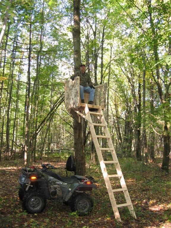 4. SMALLER DEER OBSERVATION STAND