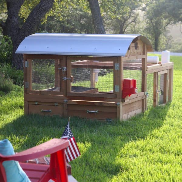 THE ROUND ROOF DUCK HOUSE