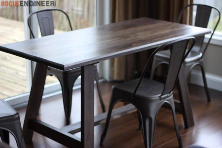 DOUBLE ANGLE DINING TABLE
