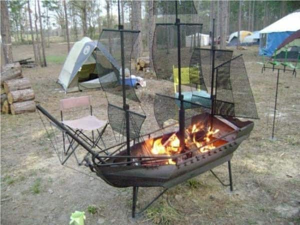 THE PIRATE SHIP FIRE PIT
