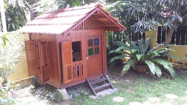 THE MALAY STYLE PLAYHOUSE