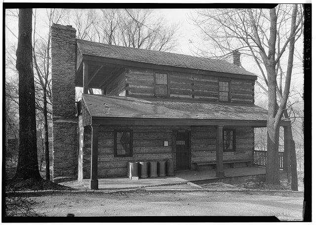 HUNTER’S CABIN