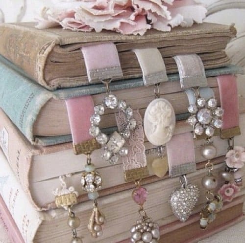 TURN YOUR OLD JEWELRY INTO NEW BOOKMARKS