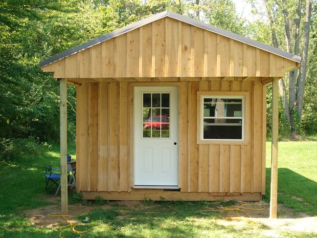 OFF-GRID CABIN