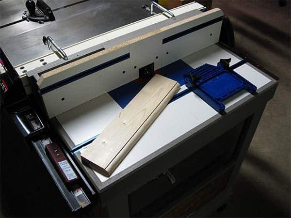 TABLE SAW ROUTER FENCE