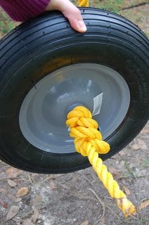 QUICK TO MAKE TIRE SWING