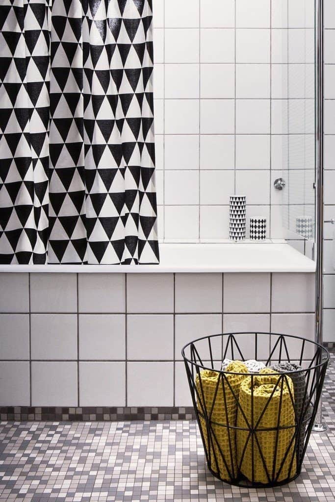 BLACK AND WHITE TRIANGLE SHOWER CURTAIN