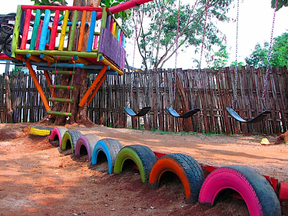 CREATIVE DIY TIRE SWINGS