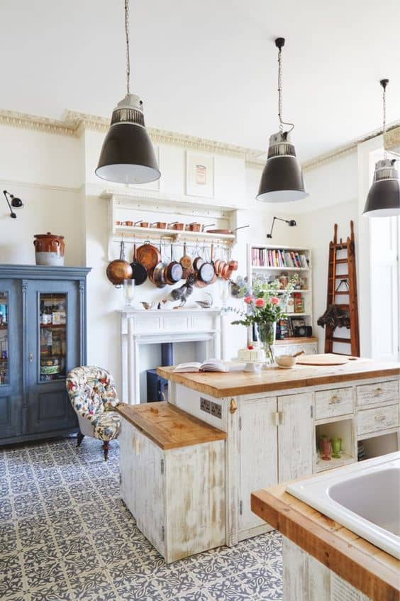 SOFT COLOR PALETTE french kitchen