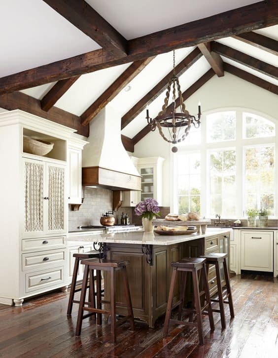 EXPOSED CEILING BEAMS