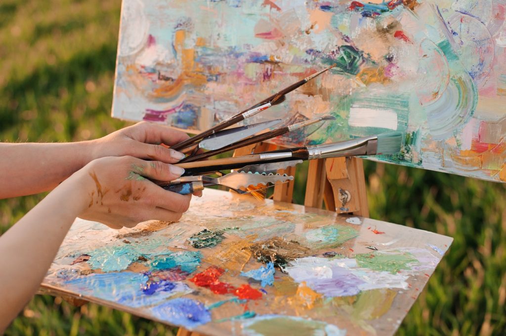 7 Best Palettes For Acrylic Paint Reviews + Guide