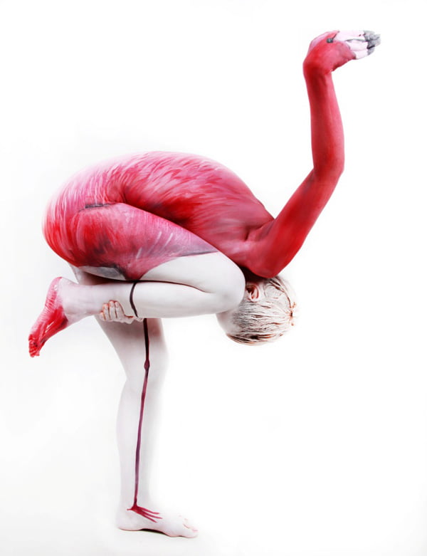Human Flamingo. Bodypainting Gesine Marwedel. www.gesine-marwedel.de Photo Cortesy of Thomas van de Wall