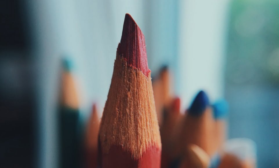 Learn How To Use Colored Pencils 12 Brilliant Beginner Techniques 3