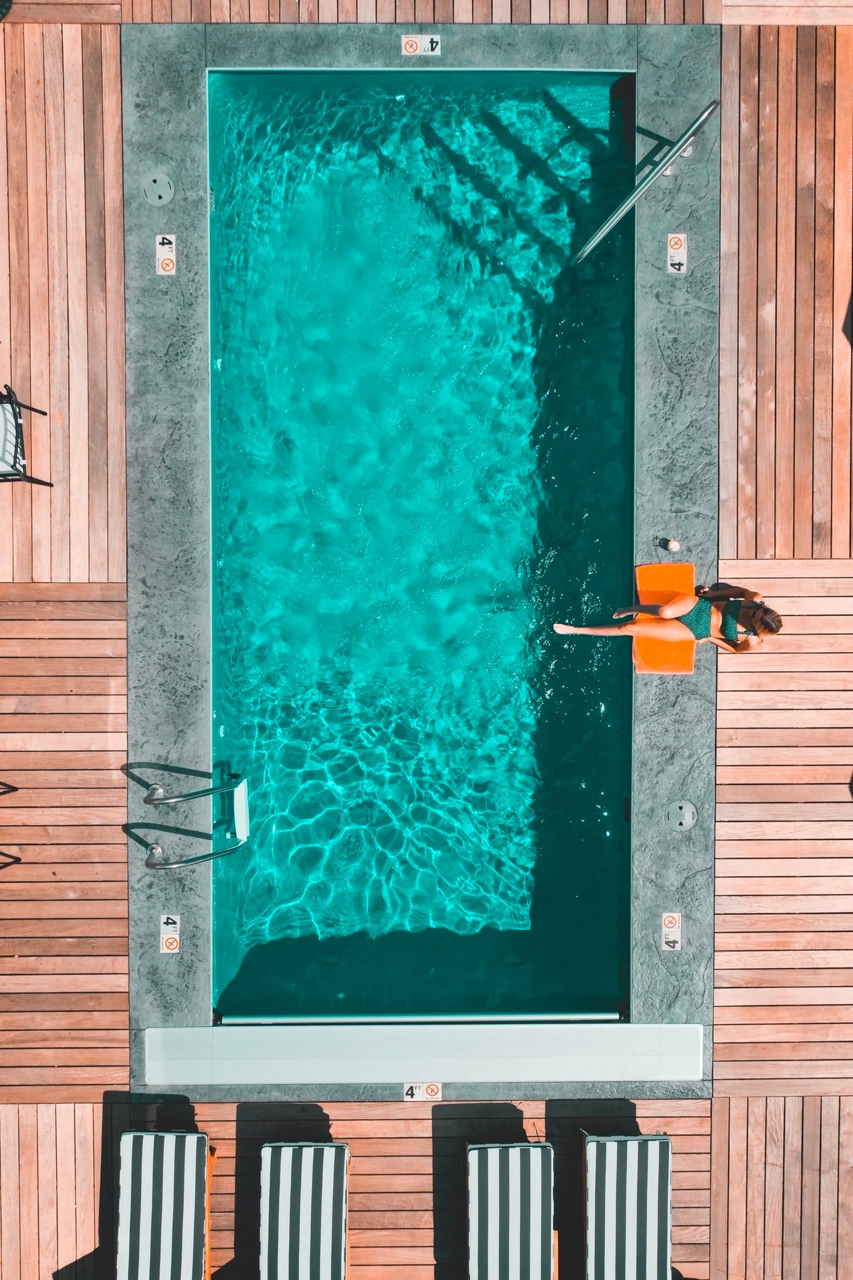Swimming Pool Paint Buyer’s Guide
